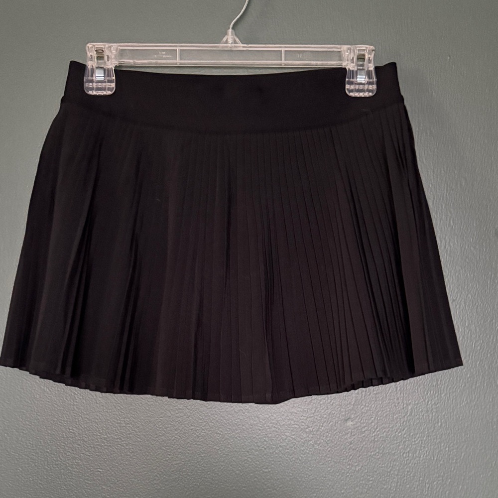 Lululemon Black Pleated Mini Skirt